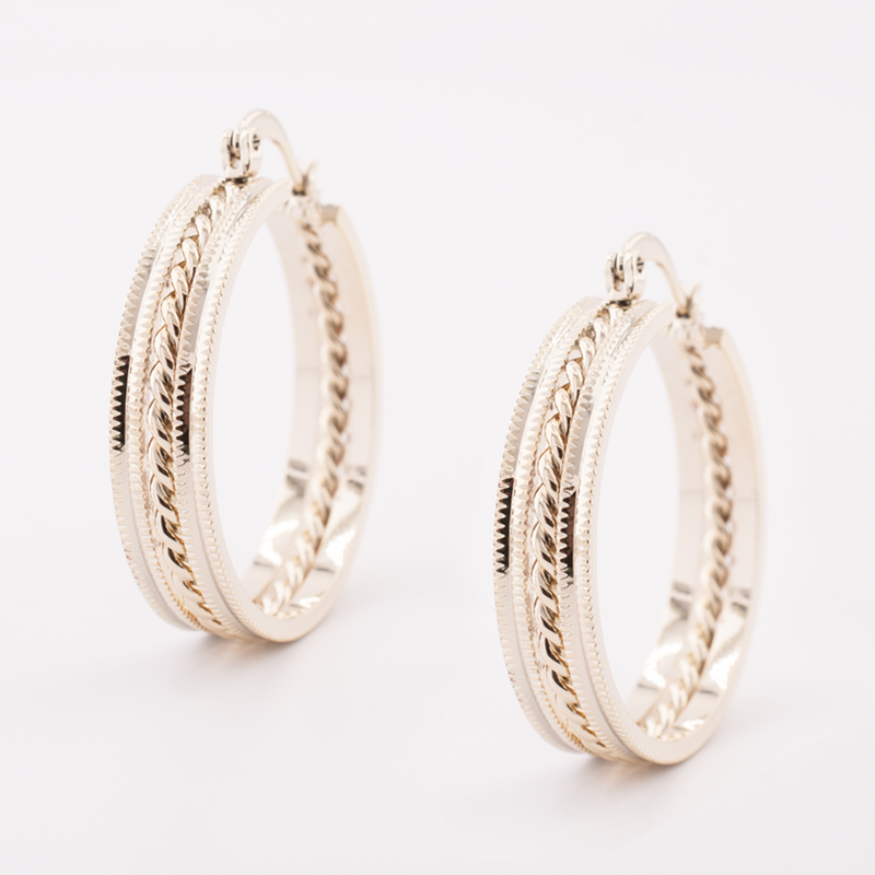 ARRACADA CHAPA GOLDEN CASTING