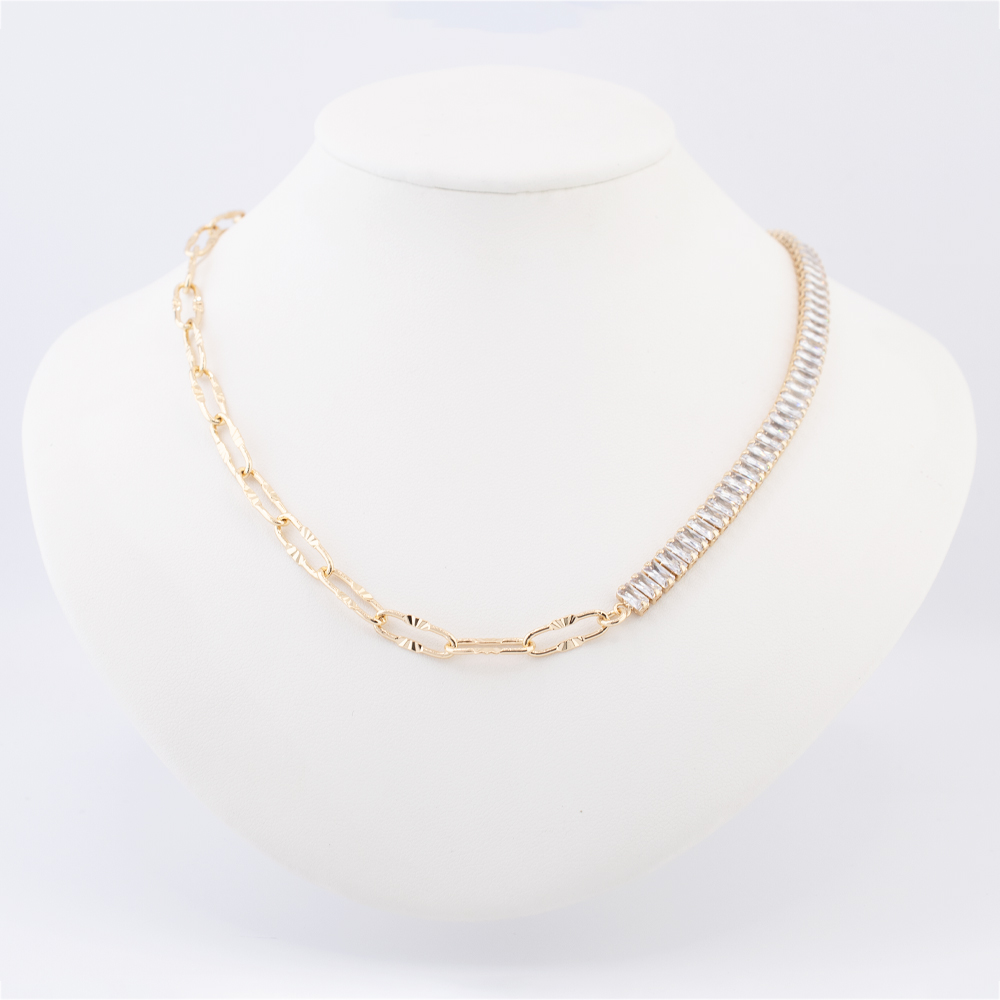 COLLAR CHAPA CRYSTIME