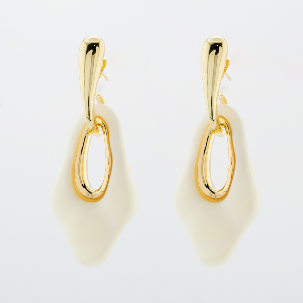 ARETE CHAPA GOLDEN FASHION