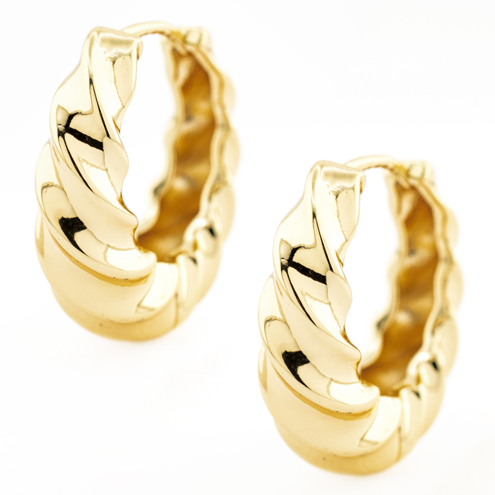 HUGGIE CHAPA GOLDEN CASTING