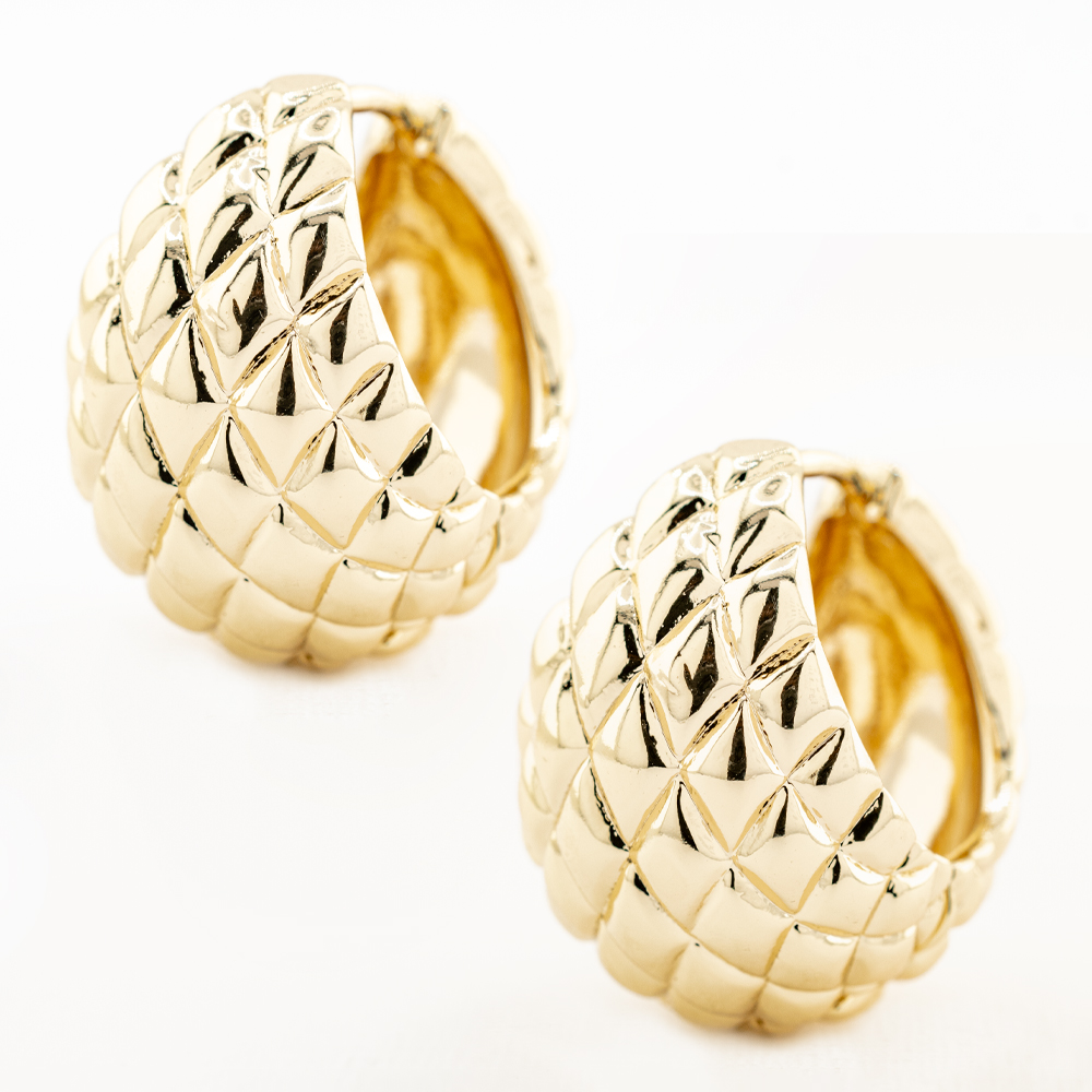 HUGGIE CHAPA GOLDEN CASTING