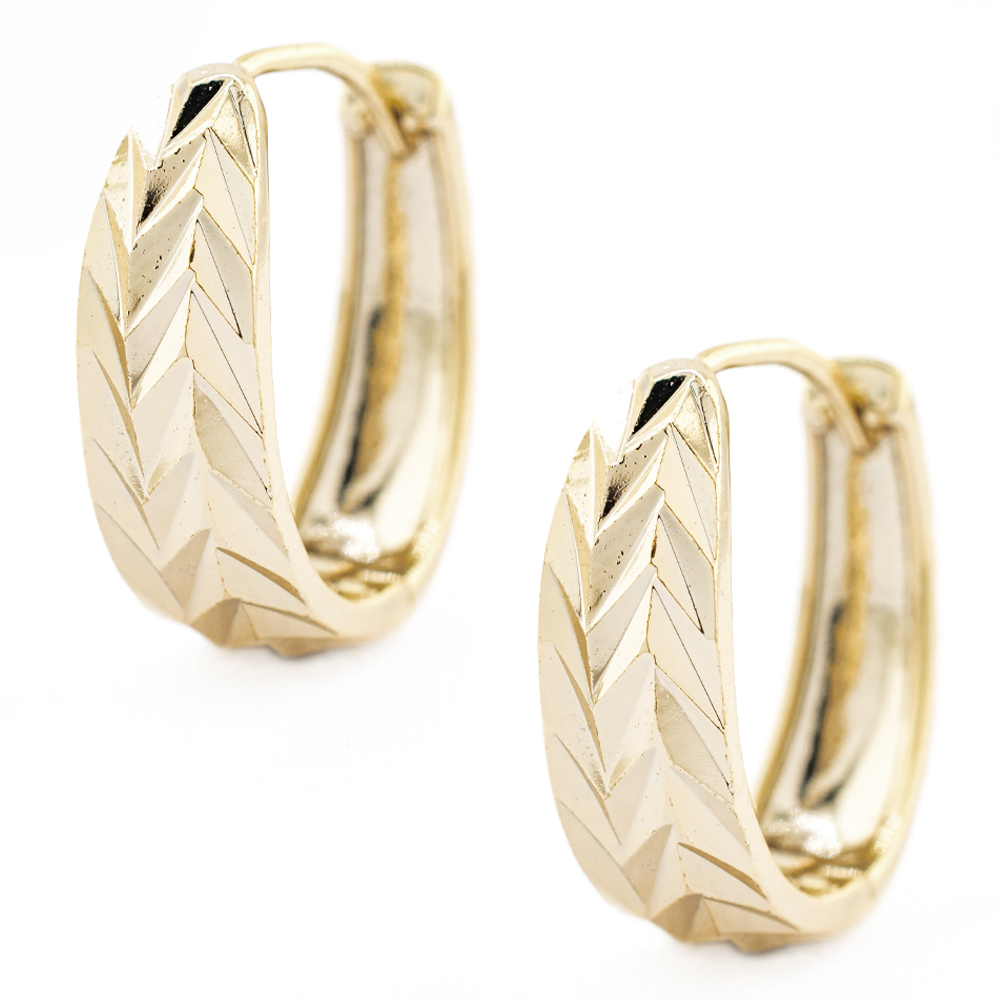 HUGGIE CHAPA GOLDEN CASTING
