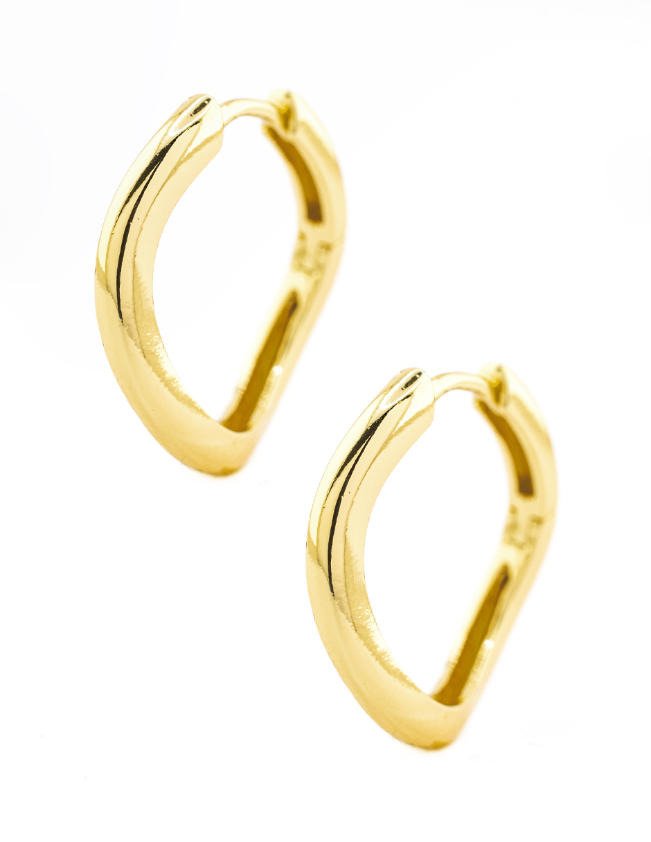 HUGGIE CHAPA GOLDEN CASTING