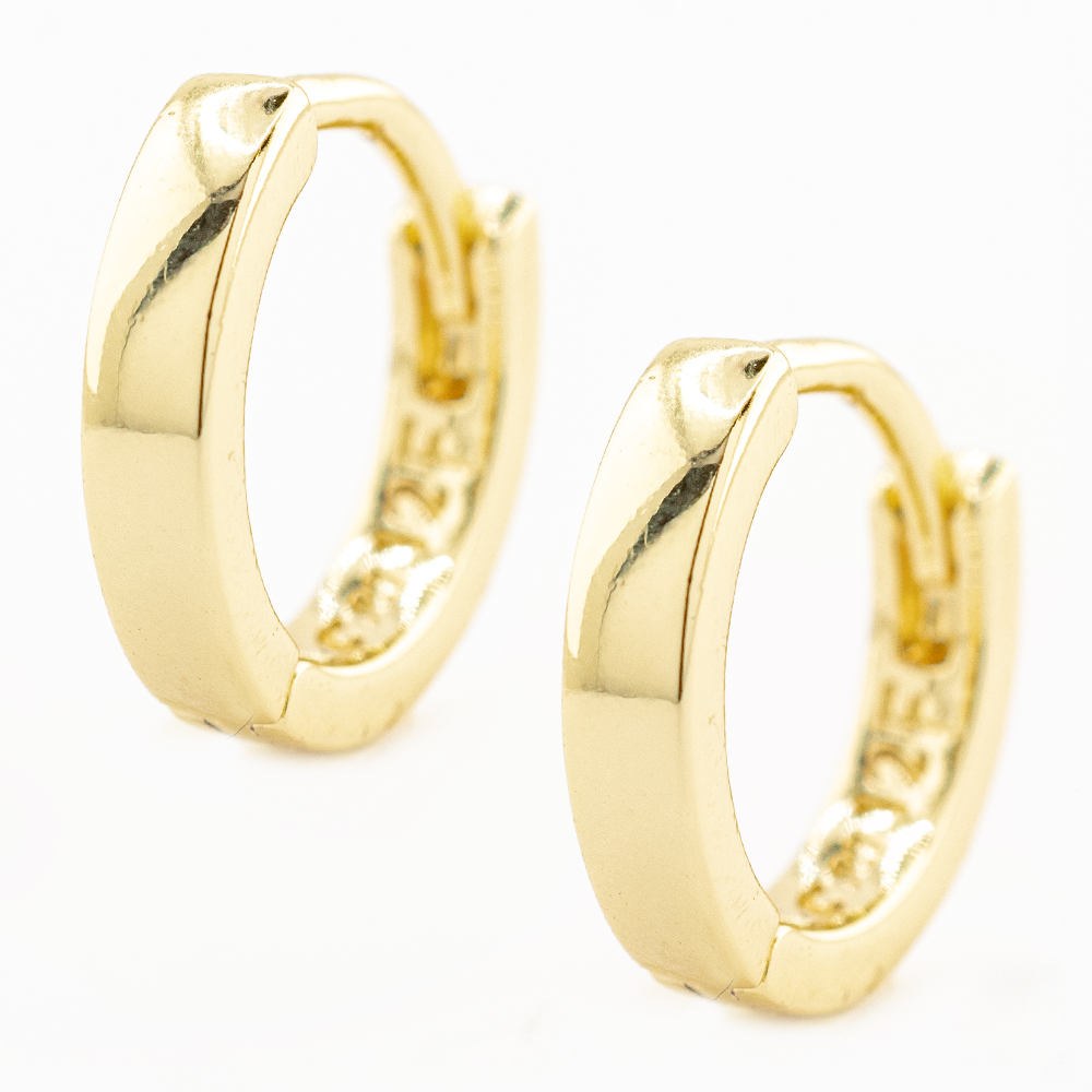 HUGGIE CHAPA GOLDEN CASTING
