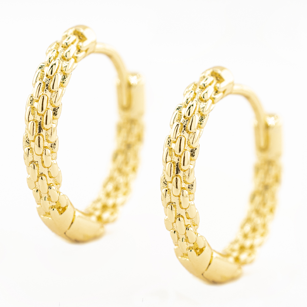 HUGGIE CHAPA GOLDEN CASTING
