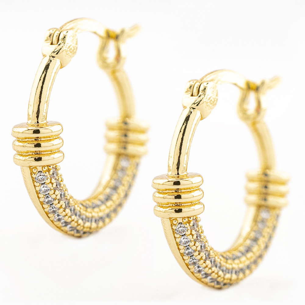 HUGGIE CHAPA GOLDEN CASTING