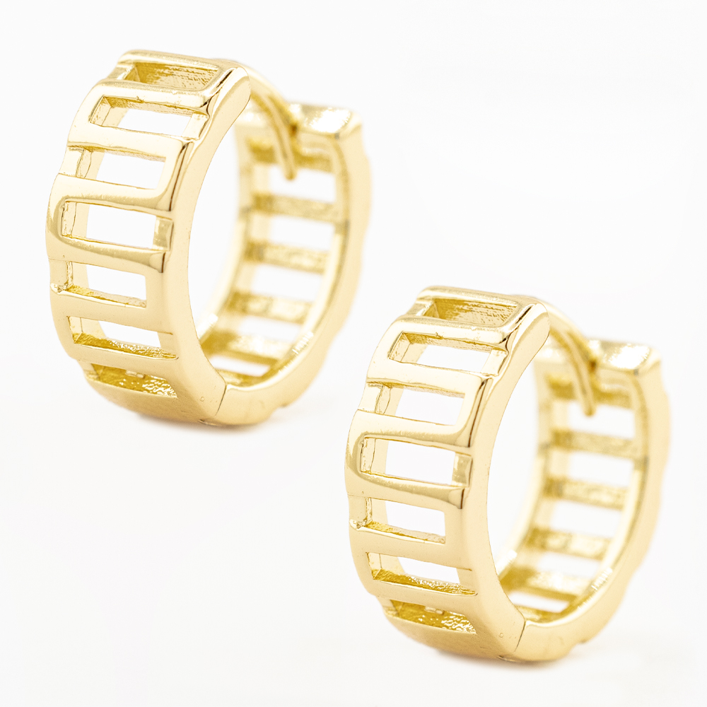 HUGGIE CHAPA GOLDEN CASTING