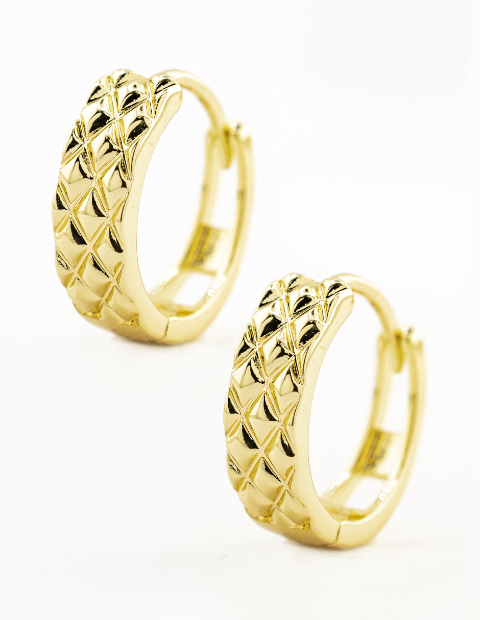 HUGGIE CHAPA GOLDEN CASTING